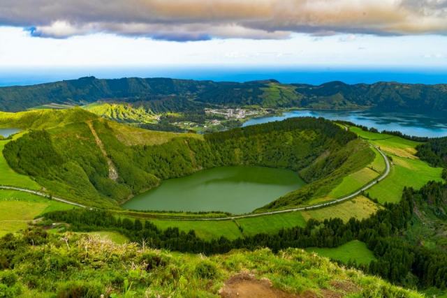 Hébergement web : quel hébergeur choisir pour votre site Les Açores : un archipel volcanique au coeur de l'Atlantique
