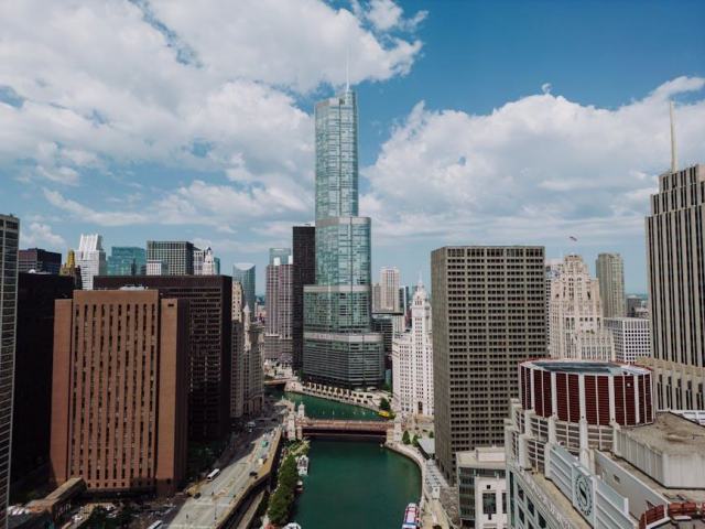 Le Loop de Chicago : architecture, culture et vie urbaine au centre-ville Le Loop de Chicago : architecture, culture et vie urbaine au centre-ville
